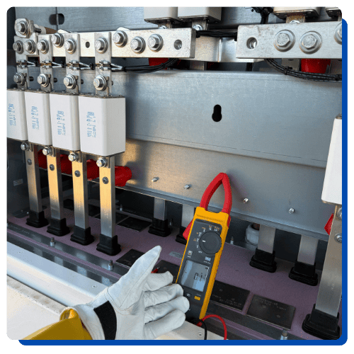 Mantenimiento de tablero eléctrico industrial en planta de Cartagena
